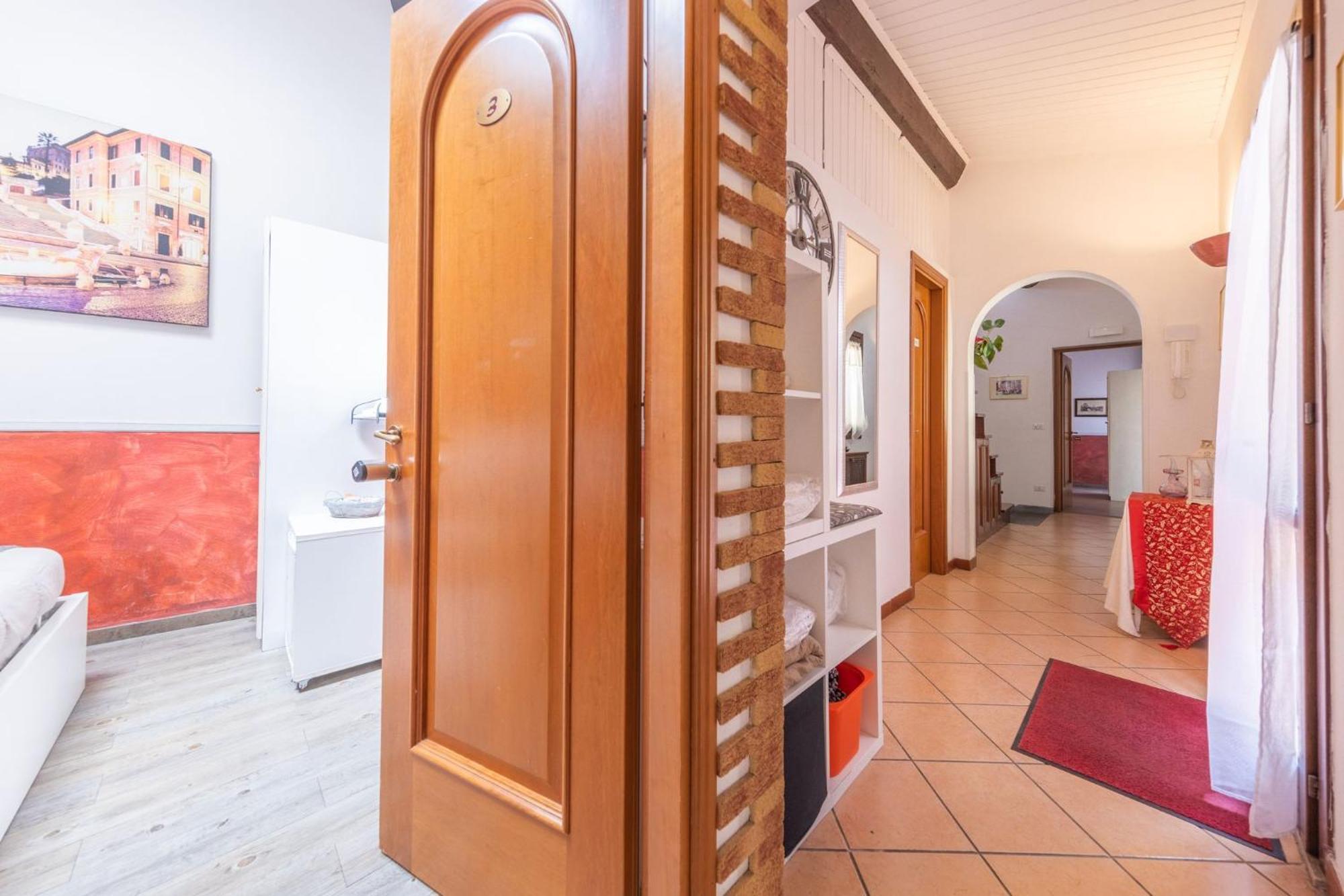 In Bb - Small Double In History House Pensión Roma